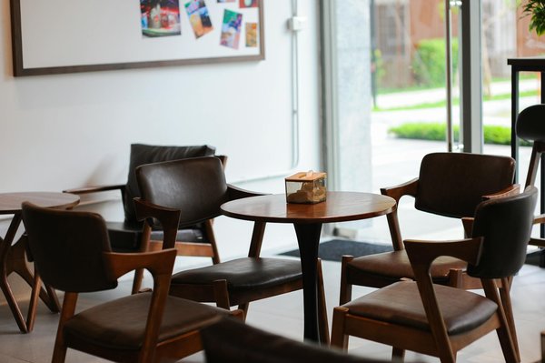 What are the best techniques for cooking a succulent pork pie?